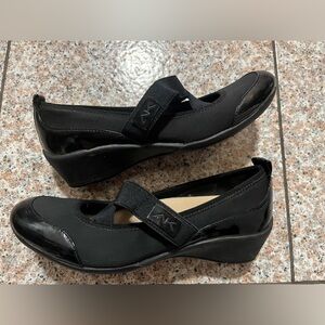 AK sports shoes (Anne Kline)